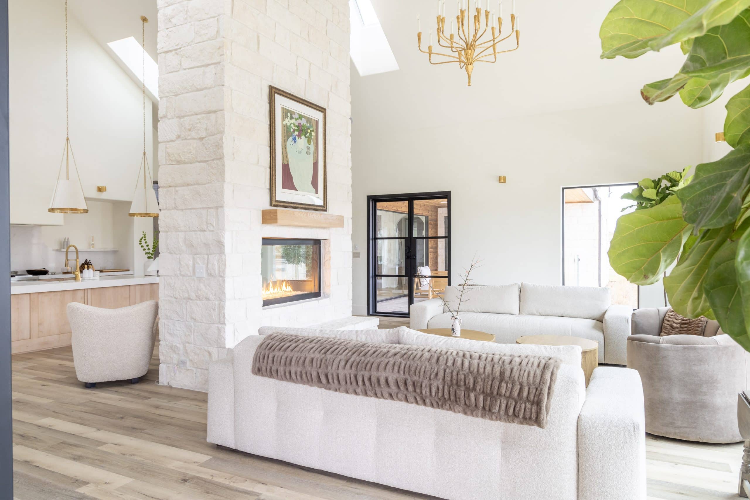 The Villa | Luxury Large Group Vacation Rental | Round Top